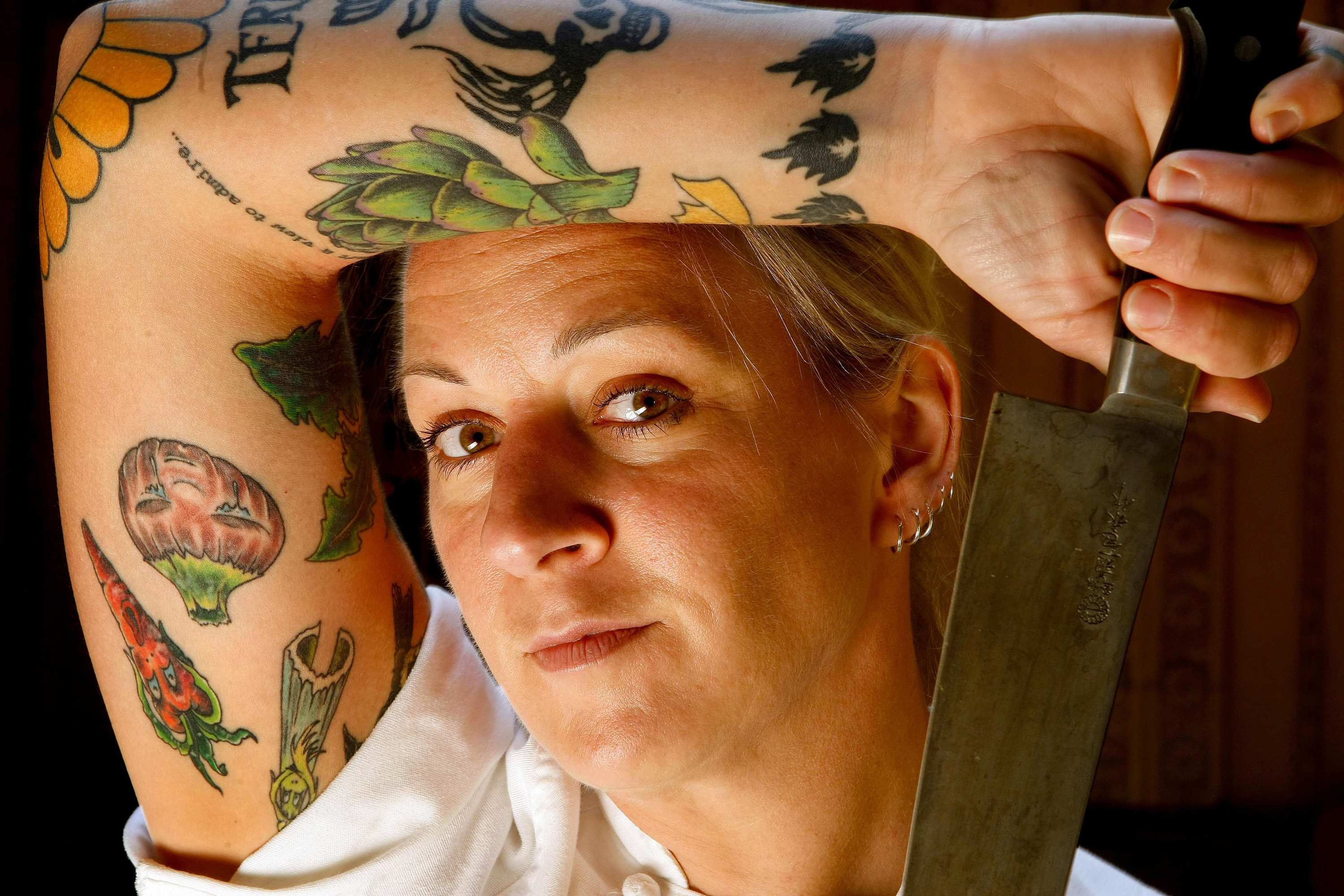 Inspirational Top 10 chefs with Tattoos - They are Different! - Top 10 Chefs  in the World